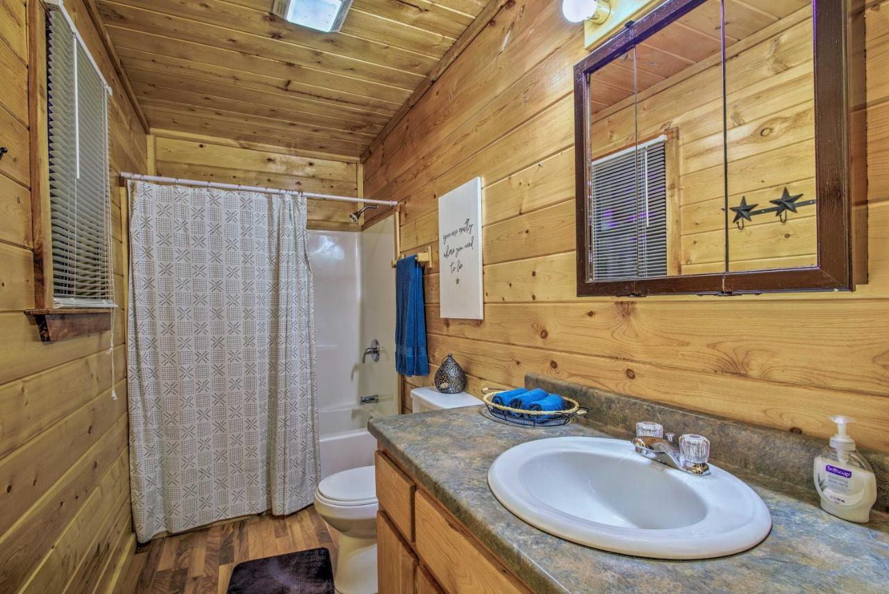 Broken Bow Starlight Cabin With Private Hot Tub! Εξωτερικό φωτογραφία